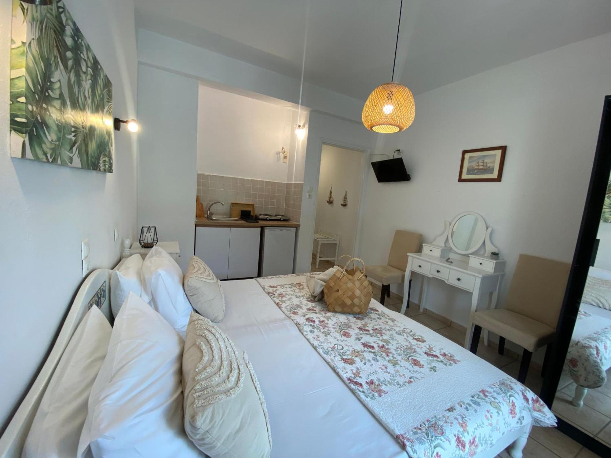 Fotis Apartment Skopelos Town